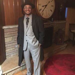 Meet your Posher, Aaron